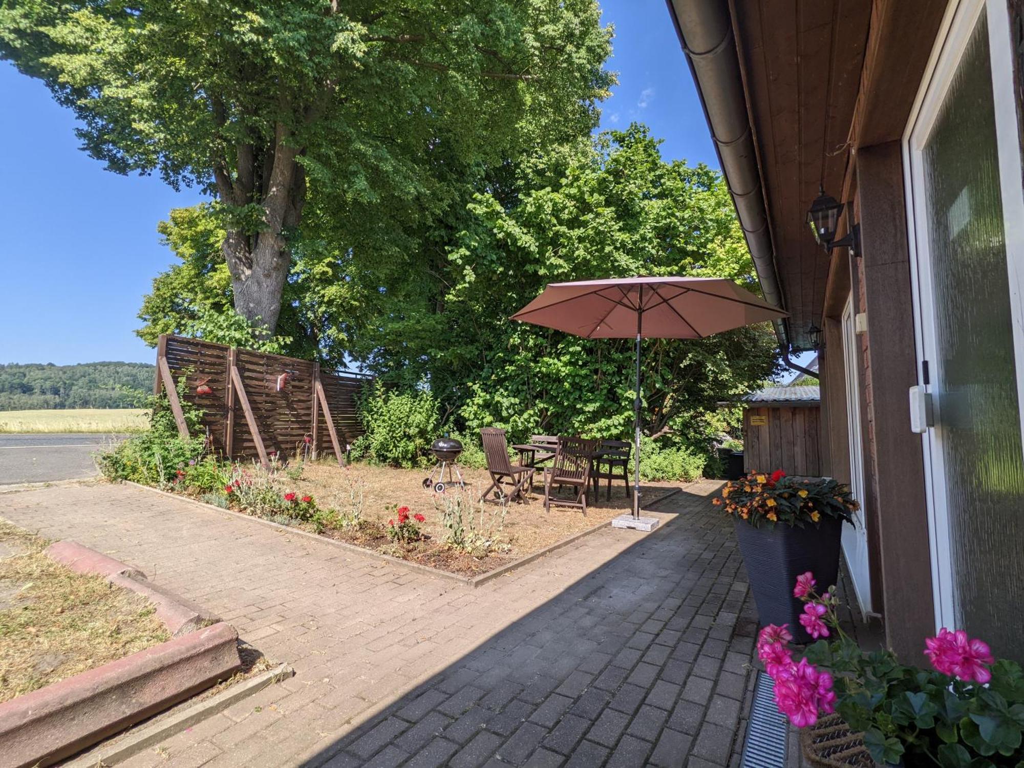 W5 - Urlaubsmagie - Wohnung Mit Grill, Terrasse & Pool Lichtenhain  Exterior foto