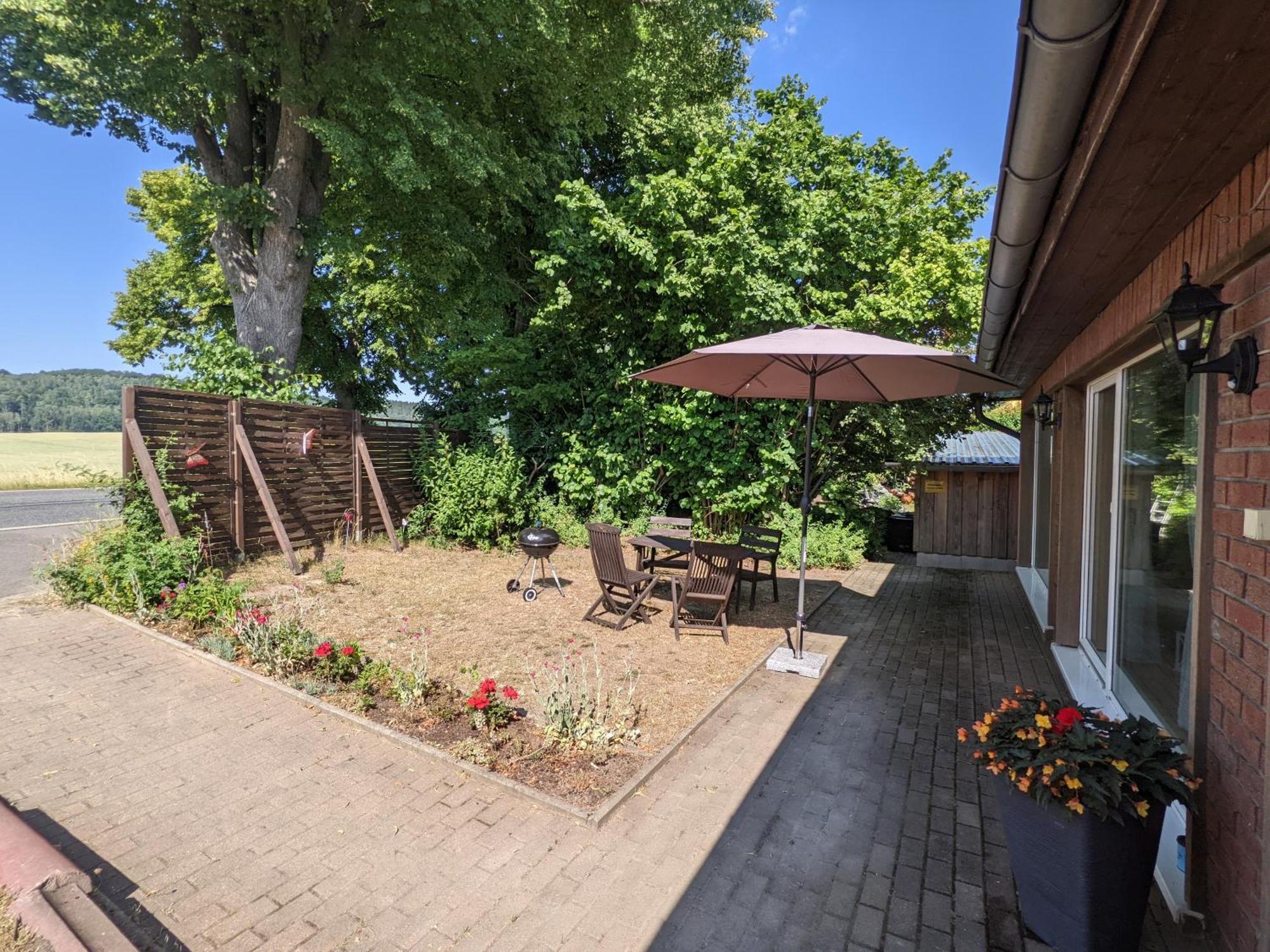 W5 - Urlaubsmagie - Wohnung Mit Grill, Terrasse & Pool Lichtenhain  Exterior foto